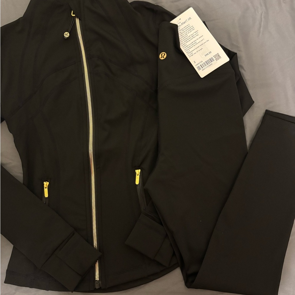 Lululemon gold zipper black jacket with leggings set
